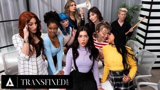 TRANSFIXED - ОФИС МИСС ПОВЕДЕНИЕ: Горячий транс-босс Джейд Винус и Джейн Уайлд трахаются на глазах у персонала порно